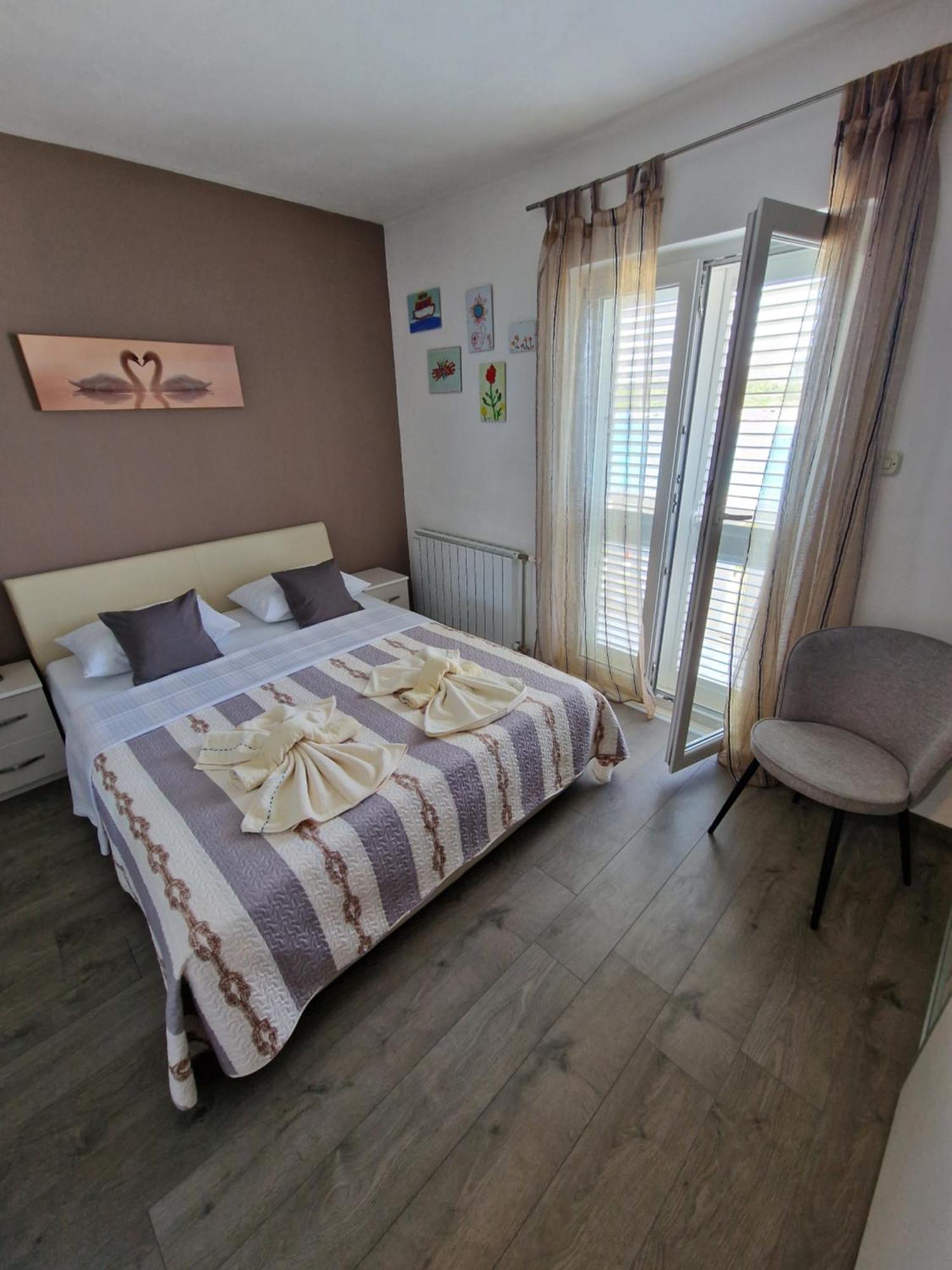 Apartments Rina - Kneze Račišće Quarto foto